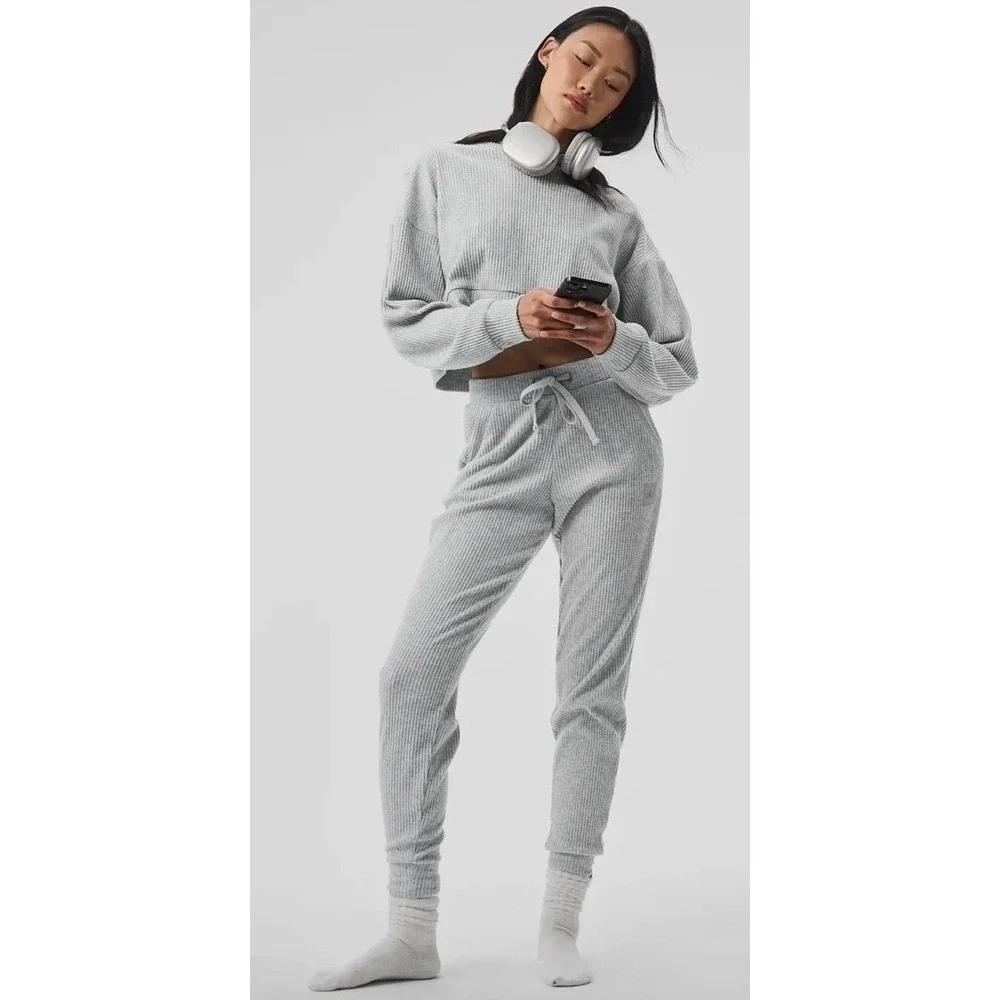 Alo Yoga Muse Sweatpants Women's Size S Heather Grey Ribbed Knit Joggers W5784R
